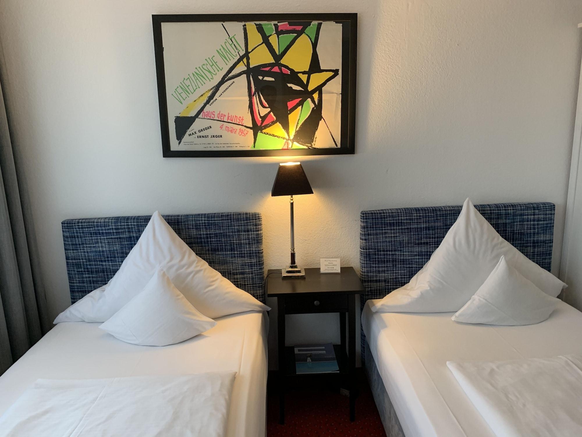Nymphenburg - 3* Munich